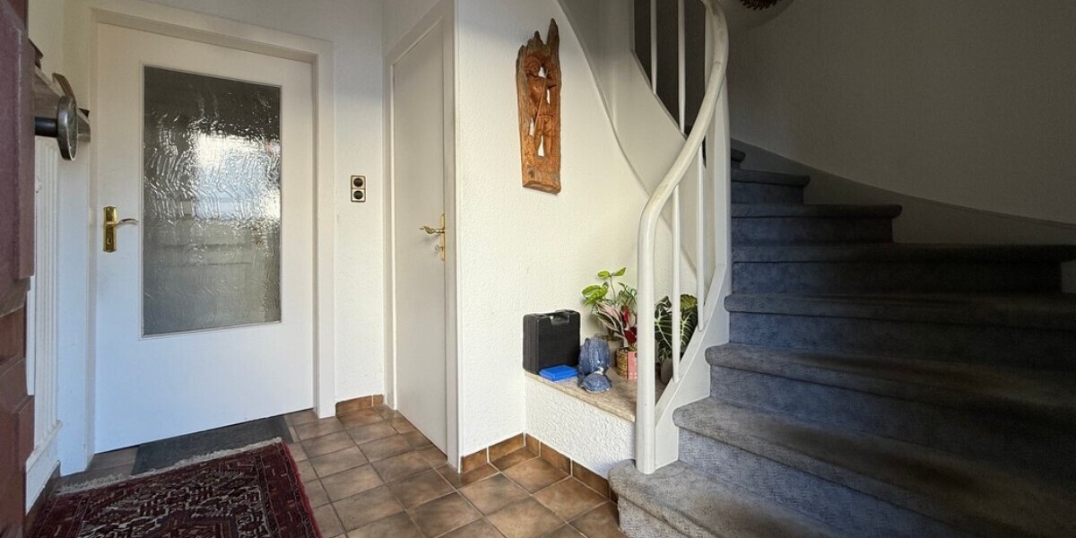 Bad Soden: Ihr Familiendomizil in Toplage der Sophienruhe - Einfamilienhaus Bad Soden-Neuenhain Neuenhain | Angebot:25710792