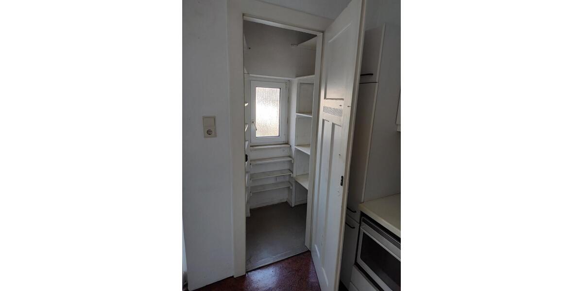 Altbauwohnung, 4 Zi., 103 m2, in Frankfurt Höchst 4 zimmer