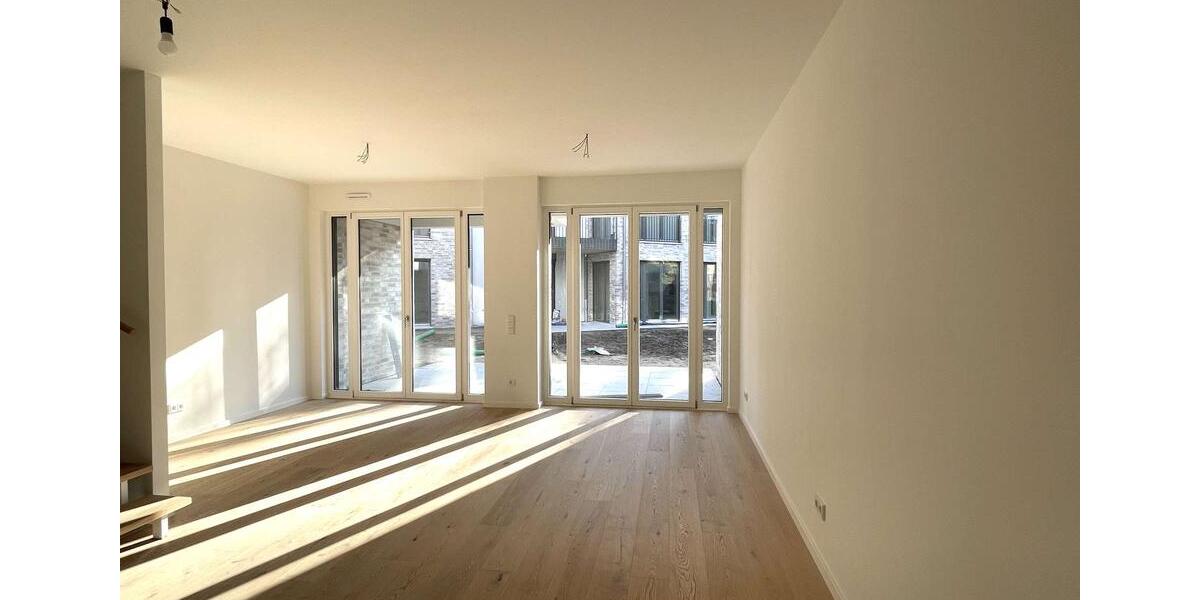 Etagenwohnung Frankfurt am Main Bergen-Enkheim - 5 Zimmer, 132 m&sup2;, 2.550&euro; | Angebot:25376533