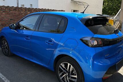 Peugeot 208 46.741 km 15.500 &euro; Hanau 63450