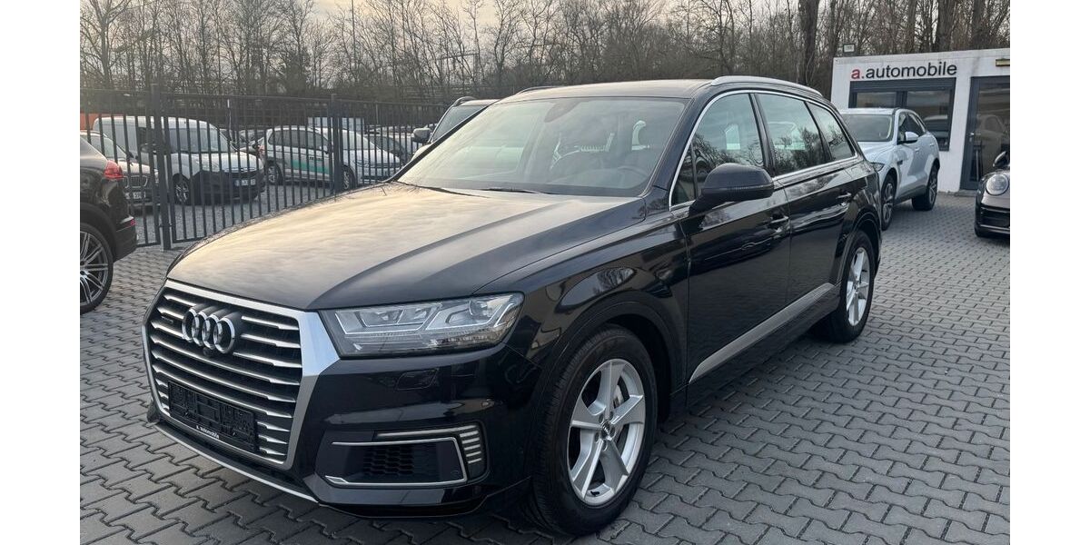 Audi Q7 244.000 km 22.900 &euro; Rüsselsheim 65428