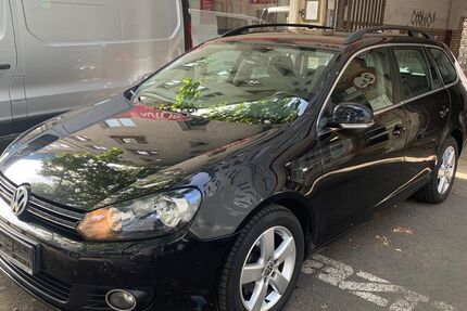 VW Golf 318.500 km 2.790 € Frankfurt am Main 60327