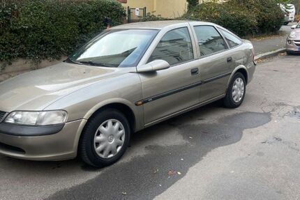 Opel Vectra 130.000 km 2.600 &euro; Frankfurt 60385