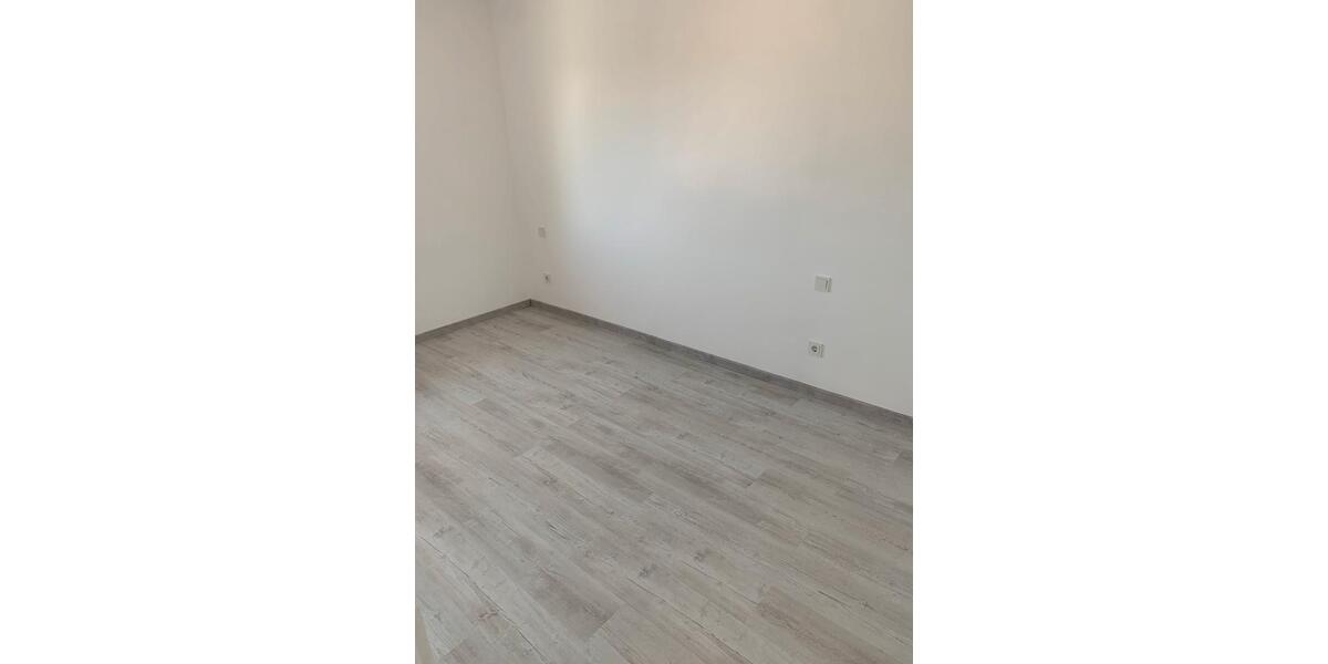 Etagenwohnung Bischofsheim - 2 Zimmer, 48 m&sup2;, 800&euro; | Angebot:26386402