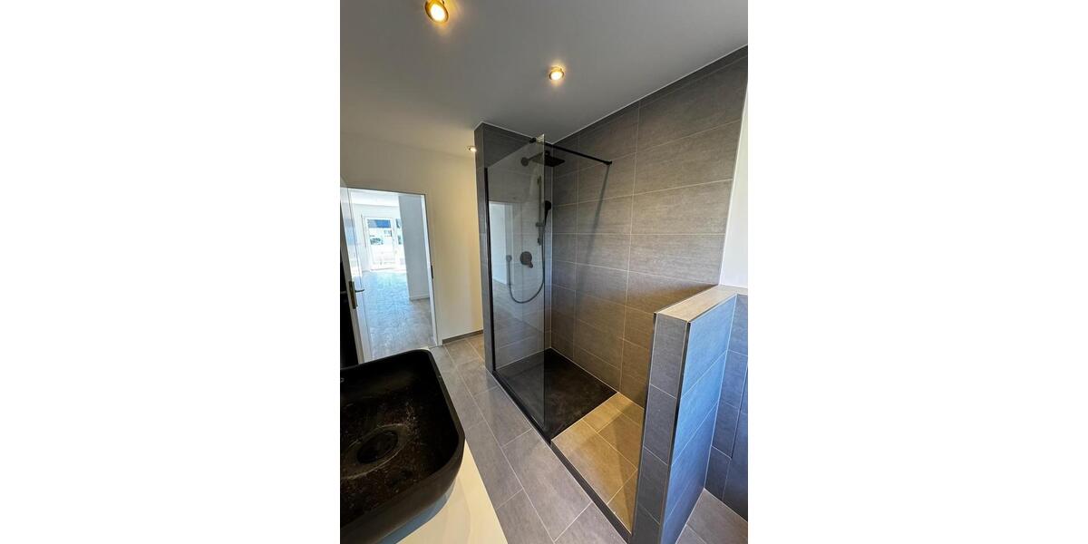 Etagenwohnung Oberursel (Taunus) - 3 Zimmer, 83 m&sup2;, 1.400&euro; | Angebot:26398502
