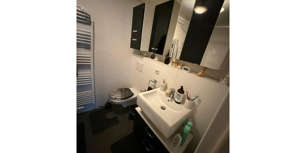 Etagenwohnung Offenbach am Main Hafen - 2 Zimmer, 69 m&sup2;, 1.010&euro; | Angebot:25732697