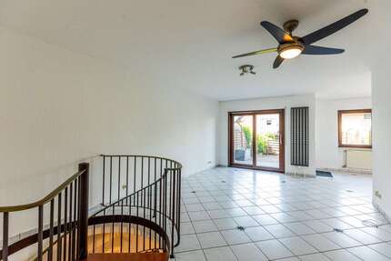 Wohnung zum Kaufen in Bischofsheim 360.000 € 70.55 m² 3 zimmer