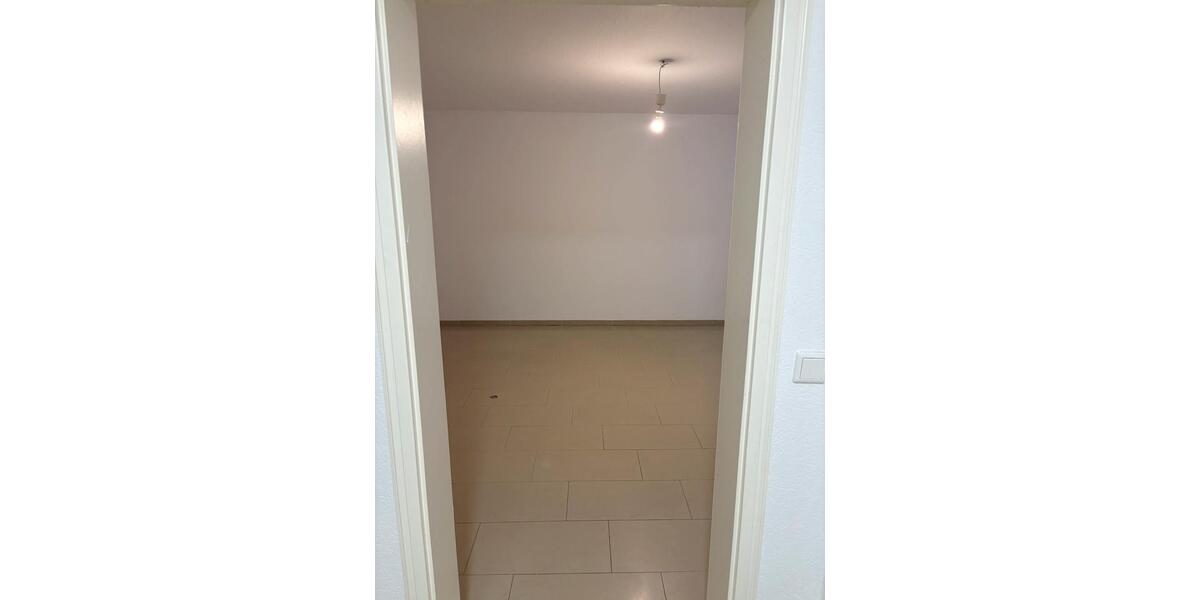 Erdgeschoßwohnung Langen (Hessen) - 2 Zimmer, 60 m&sup2;, 800&euro; | Angebot:26356218