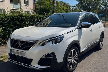 Peugeot 5008 124.000 km 16.900 &euro; Hanau 63452