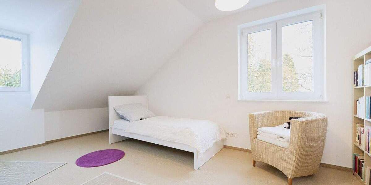 Einfamilienhaus Kronberg im Taunus Kronberg - 7 Zimmer, 197 m&sup2;, 1.595.000&euro; | Angebot:25698551