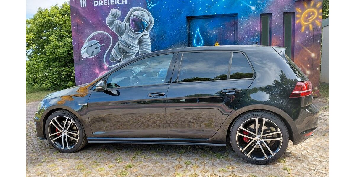 VW Golf 114.400 km 17.900 &euro; Dreieich Sprendlingen 63303