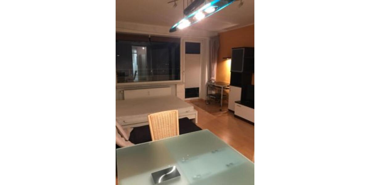 Sonniges möbliertes 1-Zimmer Studio mit Blick über HG Gonzenheim 1 zimmer