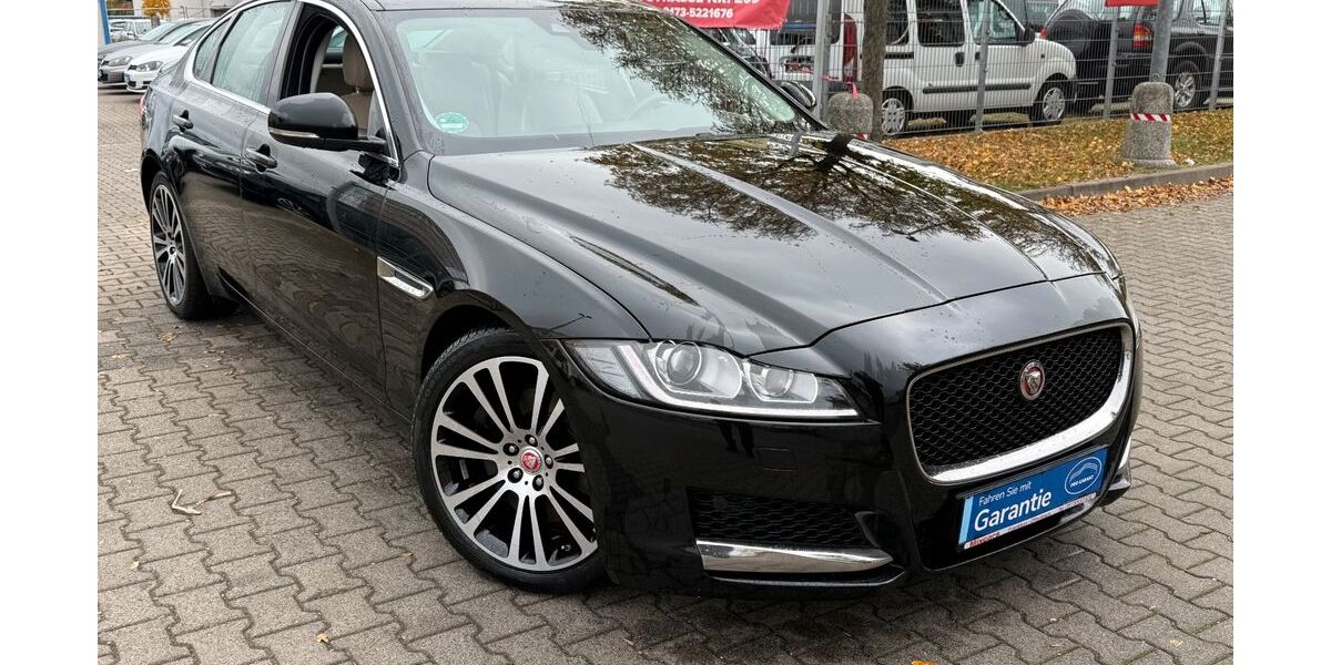 Jaguar XF 174.550 km 14.390 &euro; Offenbach 63071