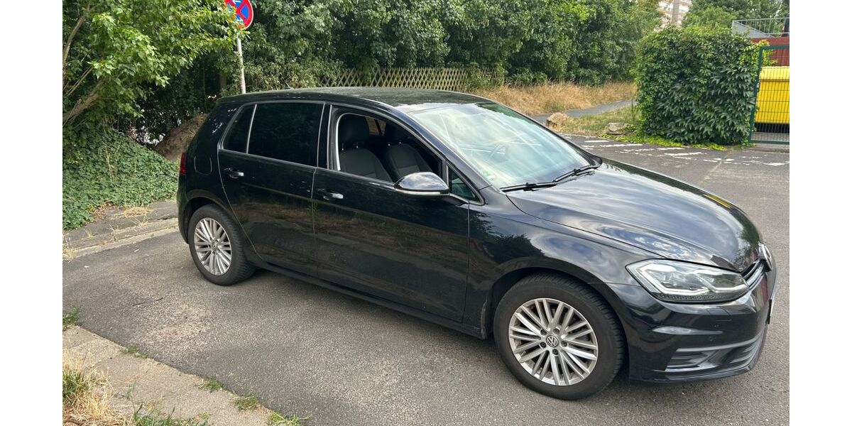 VW Golf 128.000 km 12.200 &euro; Rodgau 63110