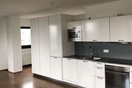 Wohnung Frankfurt Niederrad - 1.5 Zimmer, 52 m&sup2;, 975&euro; | Angebot:27363736