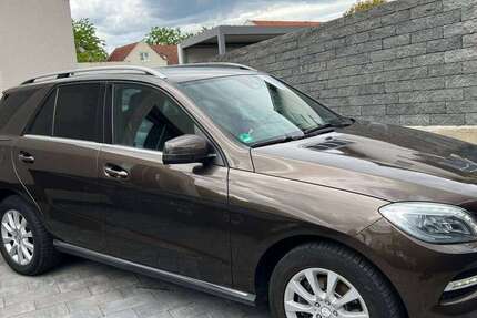Mercedes-Benz ML 350 185.000 km 19.900 &euro; Ginsheim-Gustavsburg, Stadt 65462