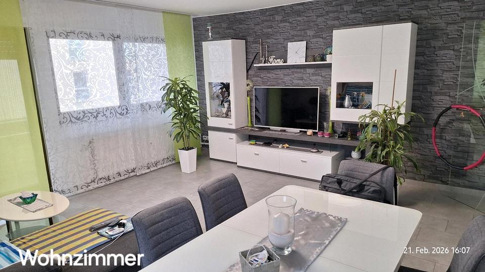 Etagenwohnung Offenbach am Main Hafen - 3 Zimmer, 83 m&sup2;, 1.250&euro; | Angebot:25382272