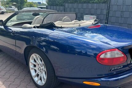 Jaguar XK8 142.600 km 8.900 &euro; Offenbach 63069