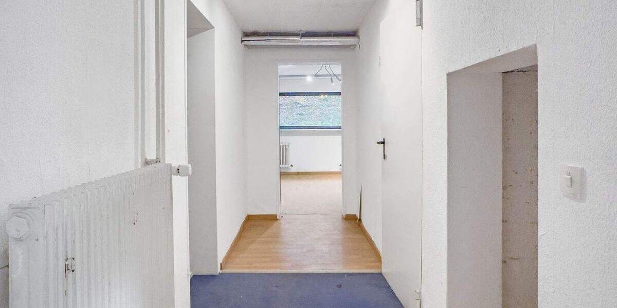 Großzügiger Bungalow mit Garten in Darmstadt-Kranichstein 5 zimmer