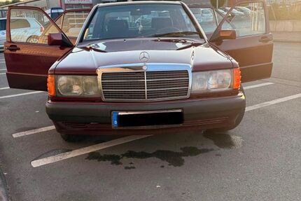 Mercedes-Benz 190 159.000 km 6.800 &euro; Eschborn 65760