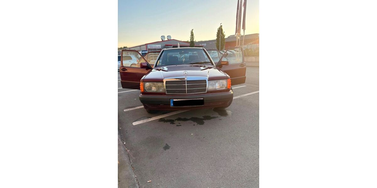 Mercedes-Benz 190 159.000 km 6.800 &euro; Eschborn 65760