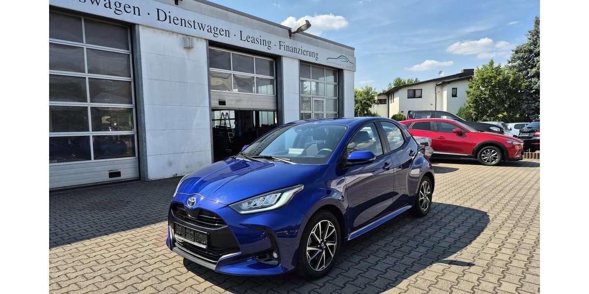 Toyota Yaris Hybrid Team D, Navi,Kamera, SmartDevice, Kli 73.500 km 16.890 &euro; Rodgau 63110