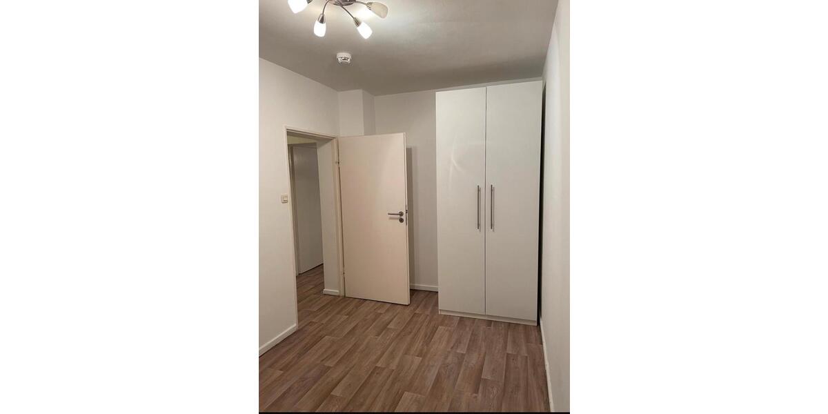 Erdgeschoßwohnung Frankfurt am Main Sachsenhausen Süd - 3 Zimmer, 52 m&sup2;, 1.100&euro; | Angebot:26381191