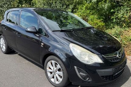 Opel Corsa 159.000 km 2.990 &euro; rodgau 63110