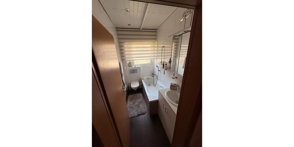 Mehrfamilienhaus, Wohnhaus Frankfurt am Main Sindlingen - 8 Zimmer, 172 m&sup2;, 749.000&euro; | Angebot:27155319
