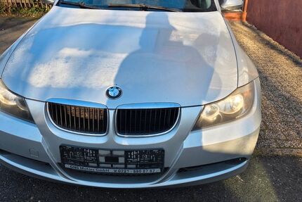 BMW 320 270.000 km 2.290 &euro; Eschborn 65760