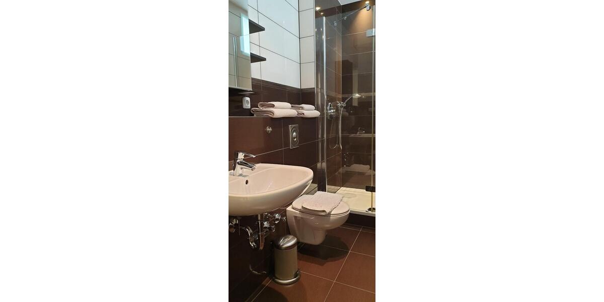 Etagenwohnung Frankfurt am Main West - 2 Zimmer, 50 m&sup2;, 900&euro; | Angebot:25544475