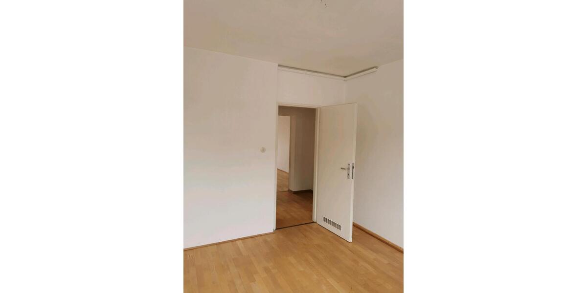 3 ZIMMER WOHNUNG IN Frankfurt Fechenheim 3 zimmer