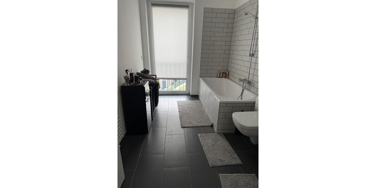 Etagenwohnung Frankfurt am Main Gutleutviertel - 3 Zimmer, 83 m&sup2;, 1.649&euro; | Angebot:26381179