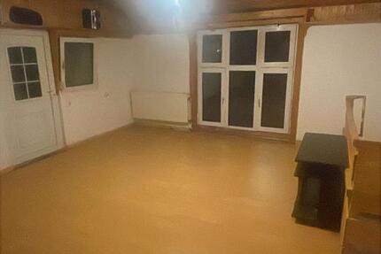 Wohnung Oberursel (Taunus) - 2 Zimmer, 77 m&sup2;, 900&euro; | Angebot:25306070