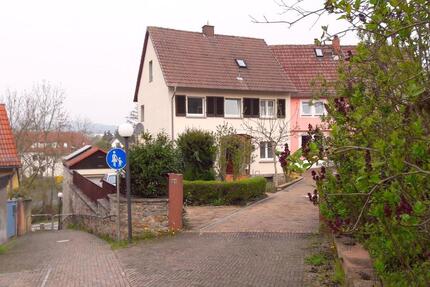 Haus Friedrichsdorf - 7 Zimmer, 158 m&sup2;, 585.000&euro; | Angebot:27084840