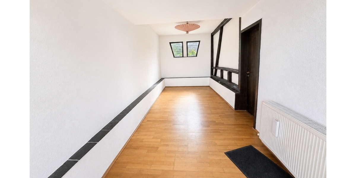 Einfamilienhaus mit Scheune in ruhiger Lage von Karben-Petterweil! - Einfamilienhaus Karben | Angebot:27076460