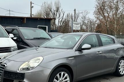 Alfa Romeo Giulietta 169.000 km 3.999 € Frankfurt am Main 60486