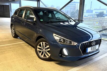 Hyundai i30 81.923 km 14.890 &euro; Ginsheim Gustavsburg 65462