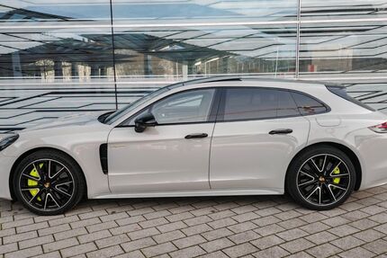 Porsche Panamera 46.700 km 99.999 &euro; Frankfurt am/Main 60389