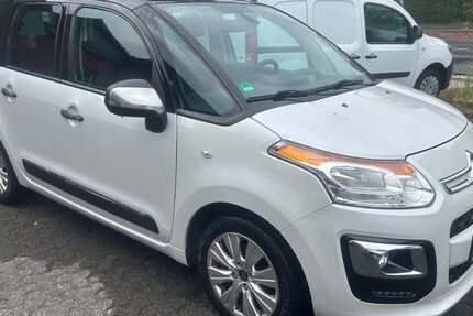 Citroen C3 141.300 km 4.900 &euro; Hanau 63452