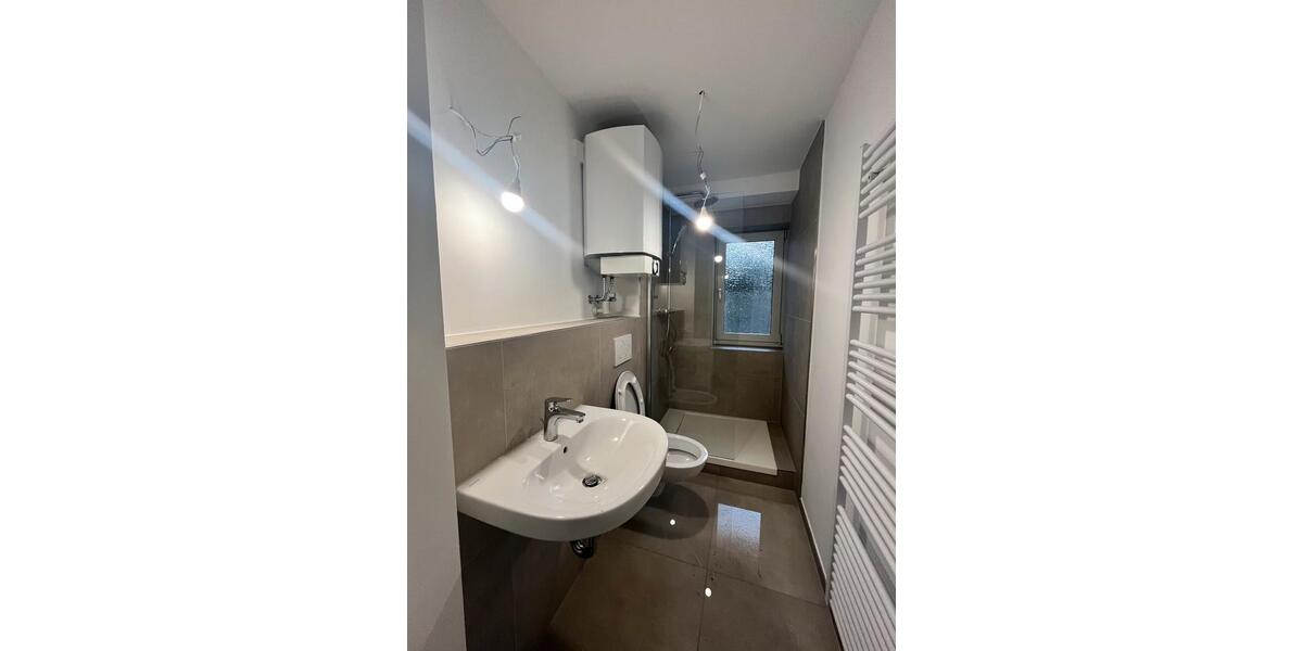 WeihnachtsAktion** Erste Kaltmiete frei**Saniert und bereit für den Einzug 3 zimmer