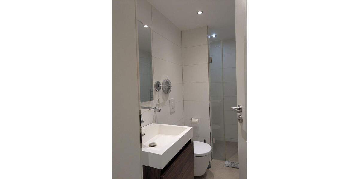 Voll möblierte 1-Zimmer-Wohnung in Frankfurt-Nied - top angebunden, sofort beziehbar 1 zimmer