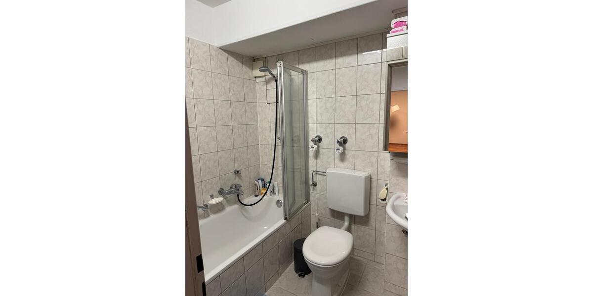 Etagenwohnung Frankfurt am Main Bornheim - 2 Zimmer, 55 m&sup2;, 1.200&euro; | Angebot:25422464