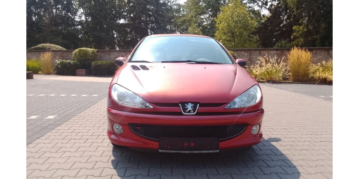 Peugeot 206 83.000 km 1.400 &euro; Rodgau 63110
