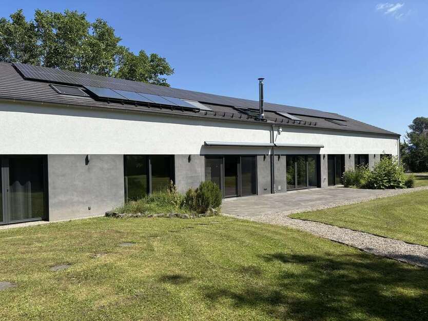 Büro in Nidderau 1.750.000 € 598.1 m²
