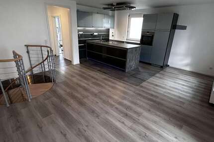 Wohnung Griesheim (bei Darmstadt) - 3 Zimmer, 84 m&sup2;, 1.250&euro; | Angebot:26630666