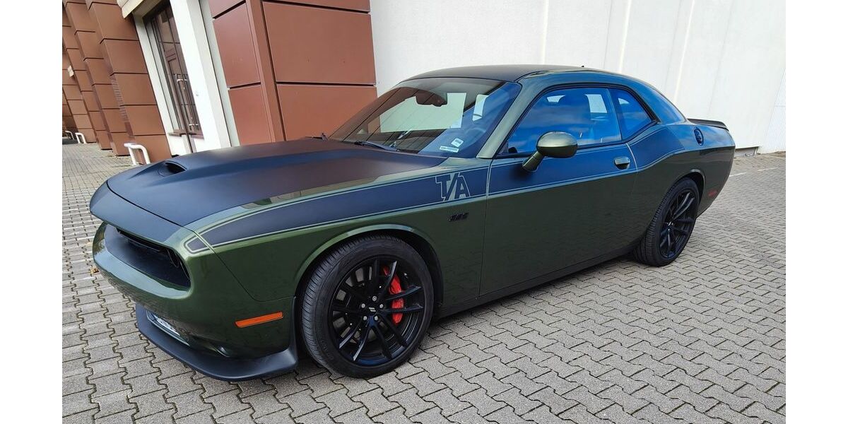 Dodge Challenger 21.000 km 53.900 € Büttelborn 64572