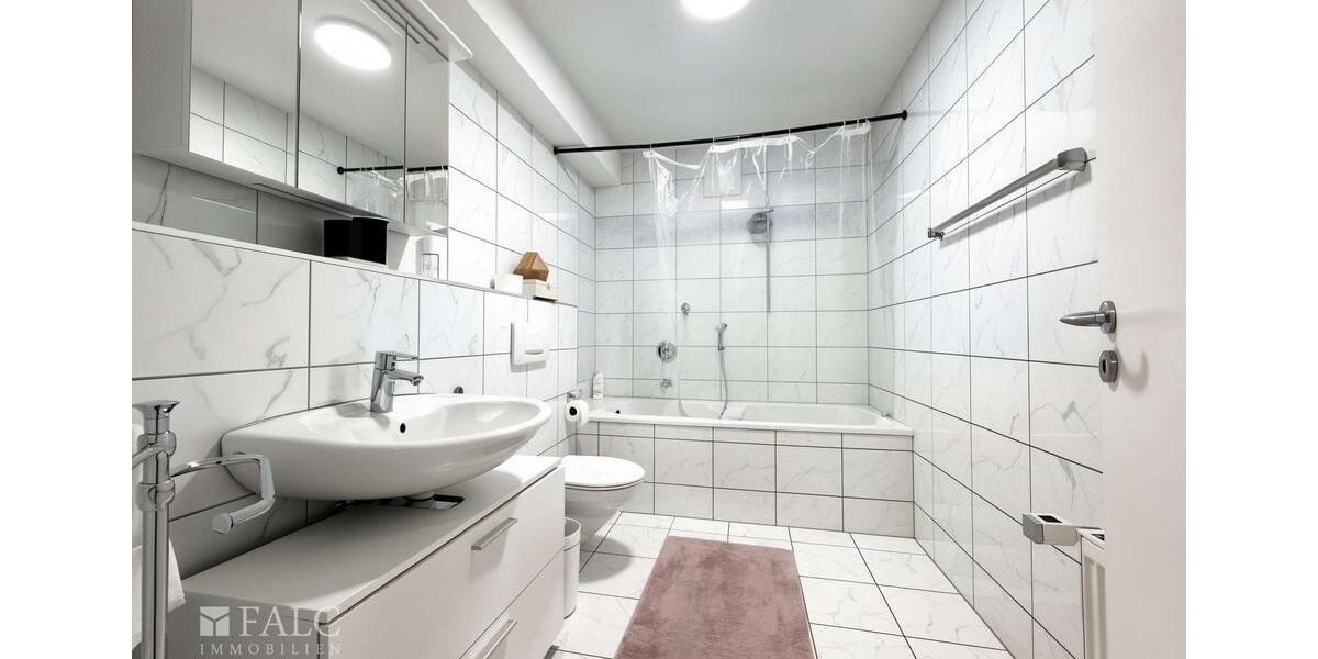 Großzügig wohnen: 3 Zimmer mit Balkon, Wintergarten, EBK, großem Bad & Stellplatz 3 zimmer