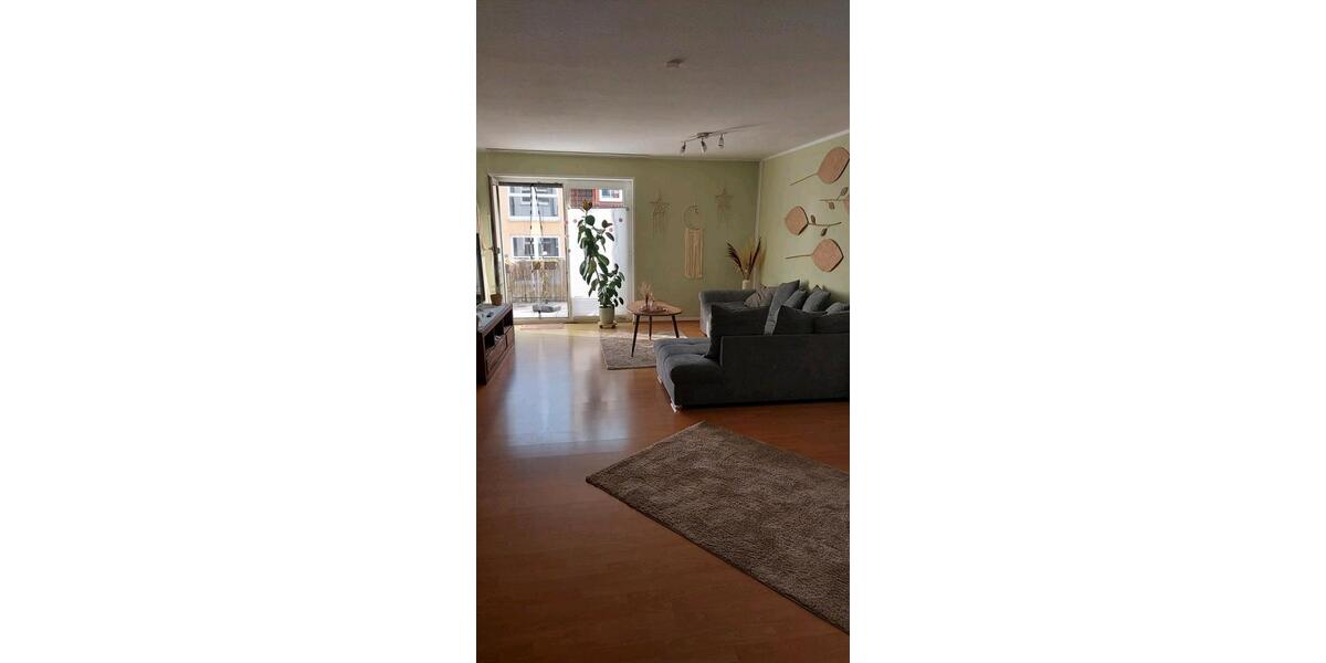 Etagenwohnung Alzenau - 3 Zimmer, 92 m&sup2;, 900&euro; | Angebot:26136163