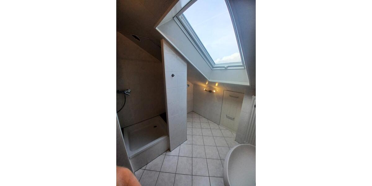 Dachgeschoßwohnung Kelkheim (Taunus) - 1 Zimmer, 71 m&sup2;, 900&euro; | Angebot:25701474